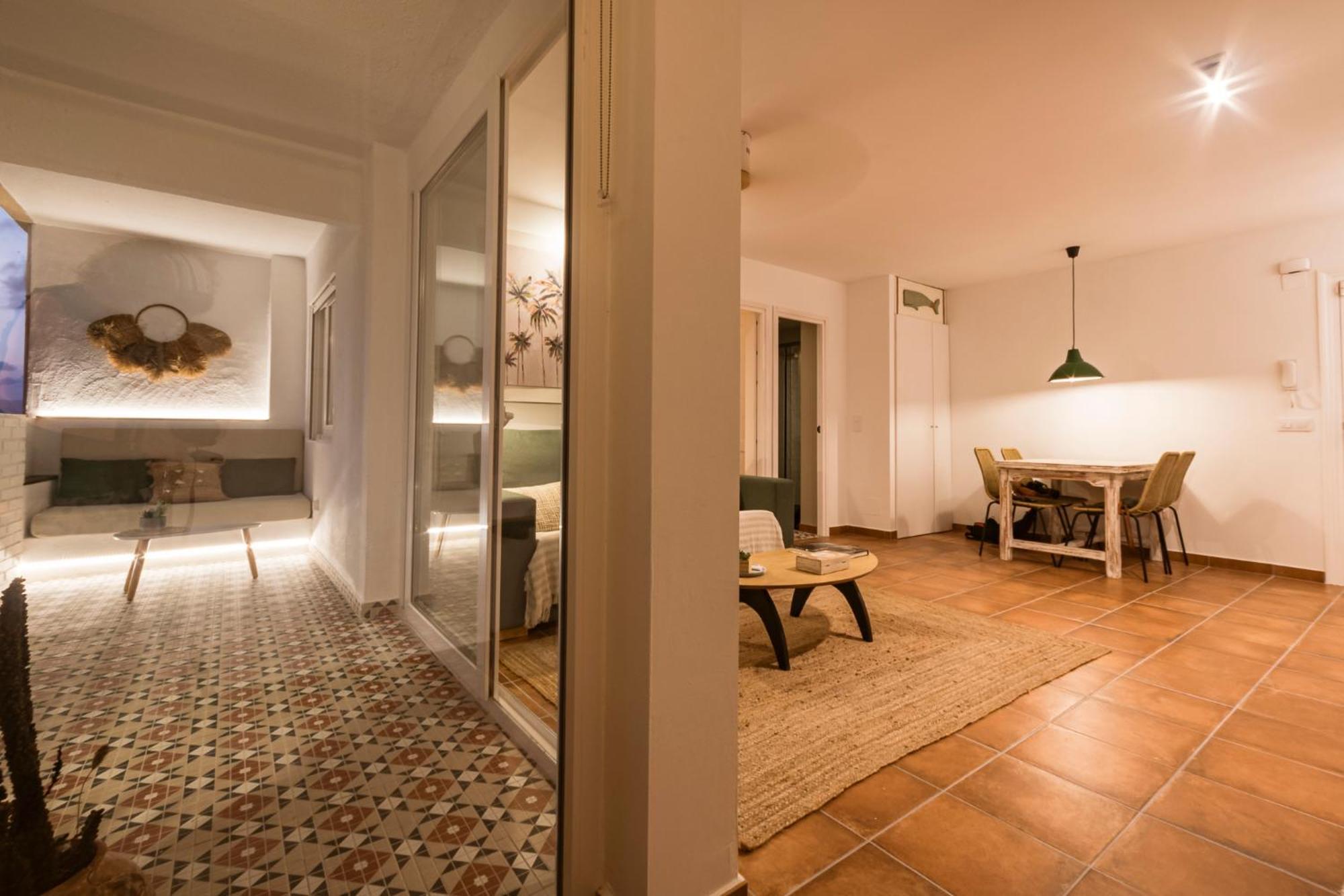 K-Nat By Nuka Homes Platja de Larenal Eksteriør bilde